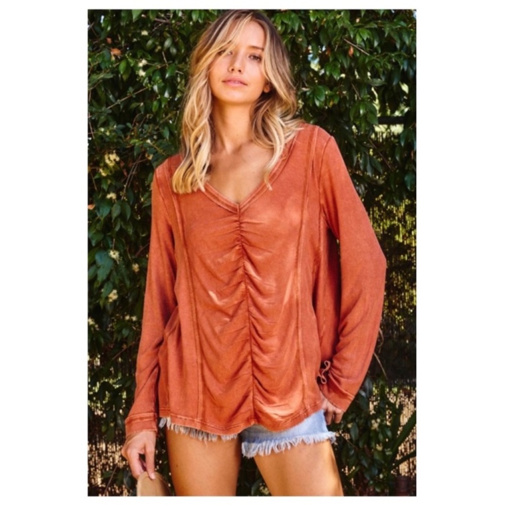 โ๐ผ #1380 Fun Rusty Ruched Stone Washed V Neck Long Sleeve Top - Picture 5 of 17